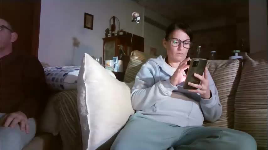 lolahueso Adult Chat January 16, 2026