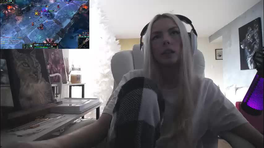 tinykylie Adult Chat January 16, 2026