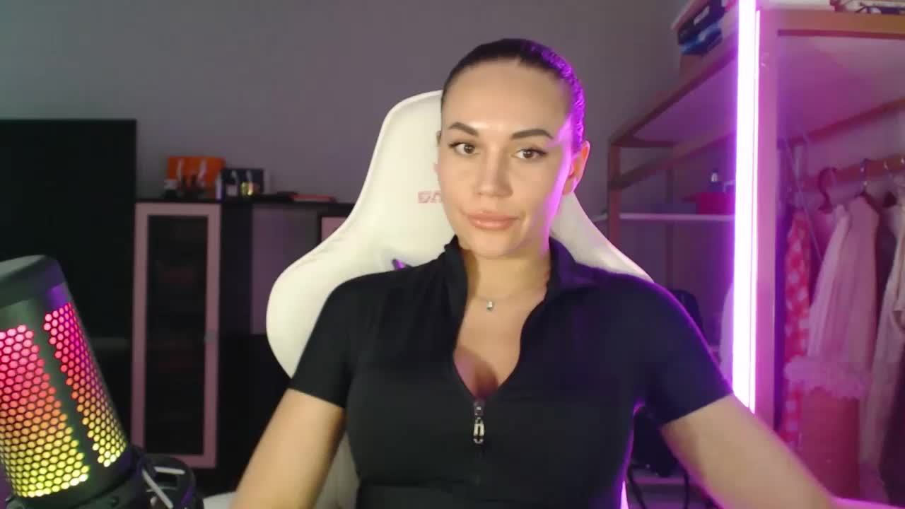 QWEENII Adult Chat January 17, 2026