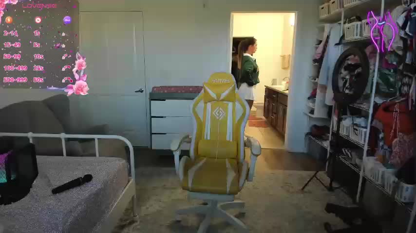 SweetButtocks Adult Chat January 17, 2026