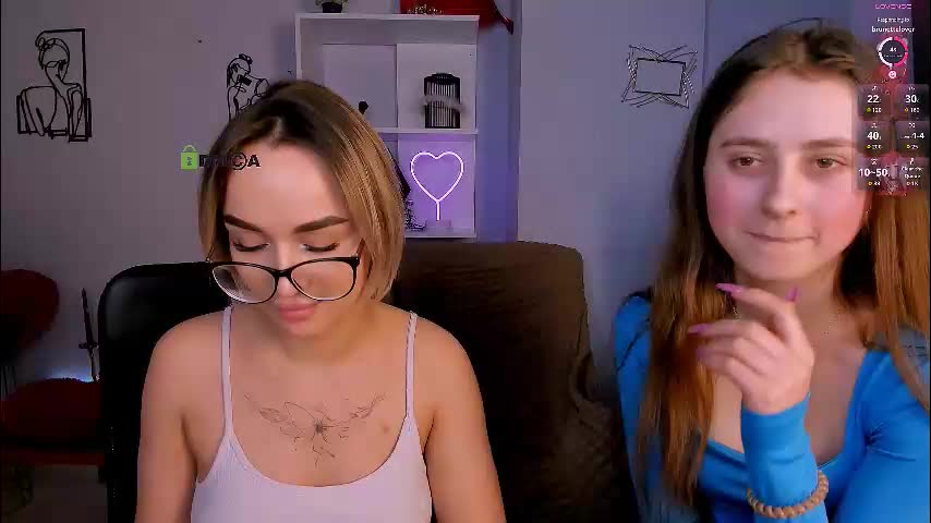 rebecca_smile_ Adult Chat January 17, 2026