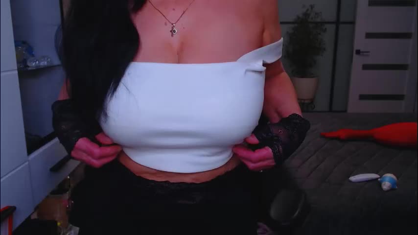 hairypussygranny Adult Chat January 17, 2026