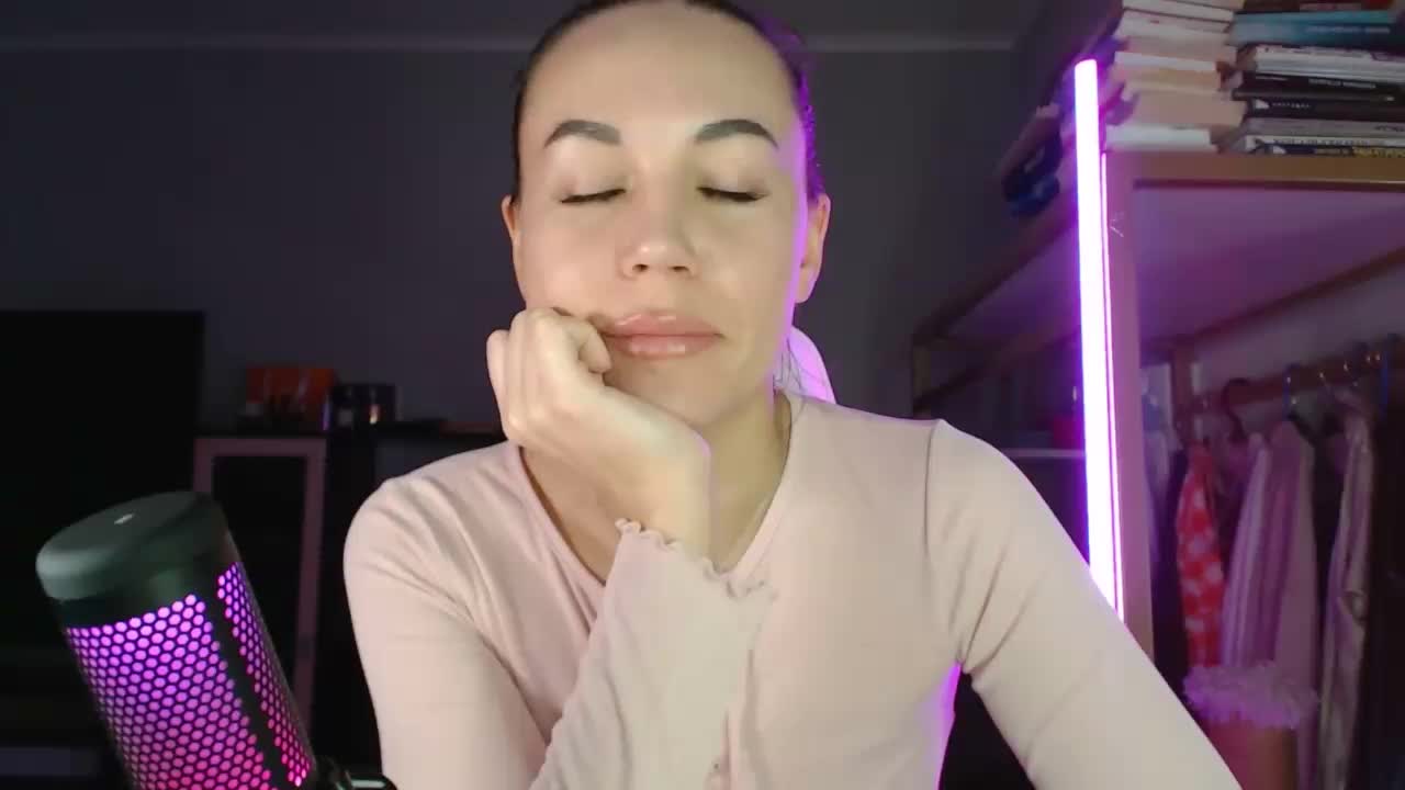 QWEENII Adult Chat January 18, 2026