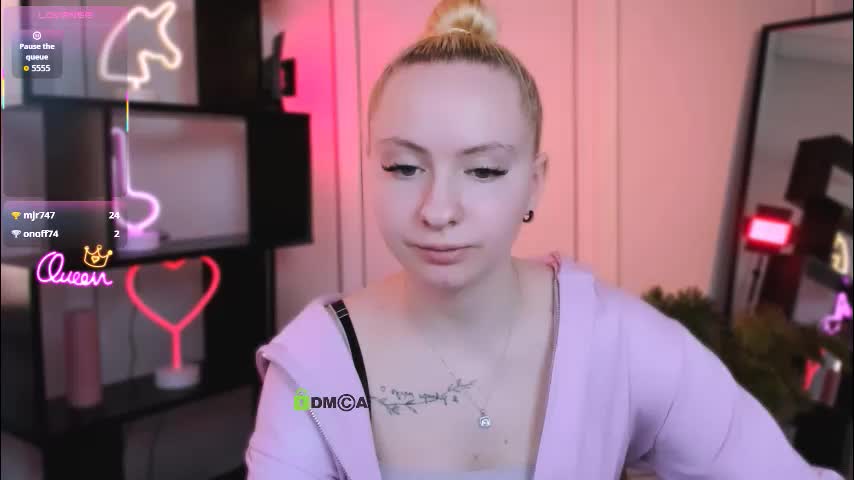 mila_glow Adult Chat January 18, 2026