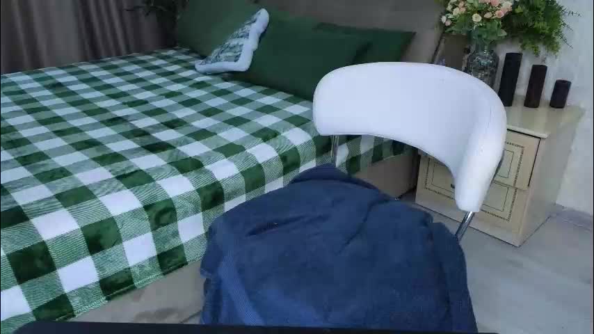 heroine_of_your_life Adult Chat January 17, 2026