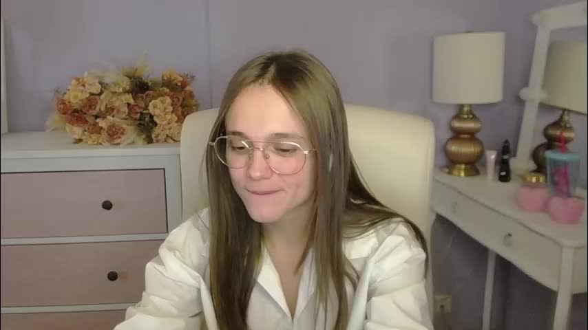 emilly_lust99 Adult Chat January 17, 2026