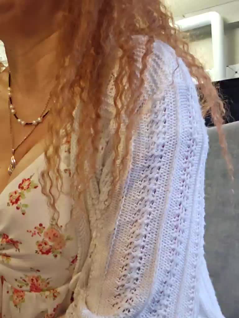 Pink-Lips Adult Chat January 17, 2026