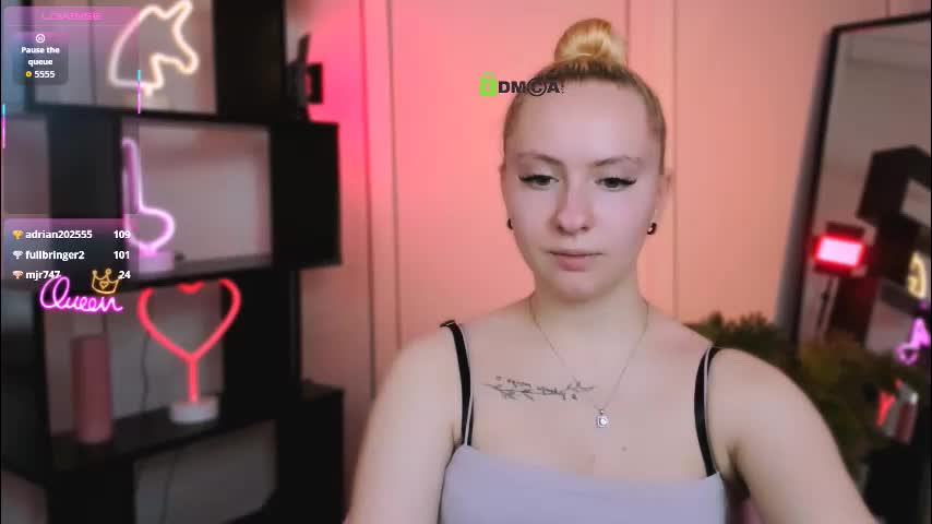 mila_glow Adult Chat January 18, 2026