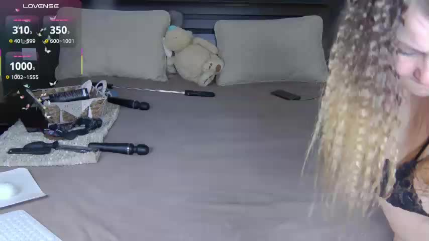 FLUFFY_BEAUTY Adult Chat January 17, 2026