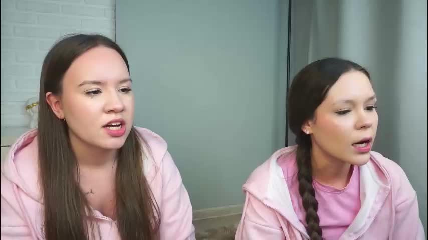 holyhee Adult Chat January 18, 2026