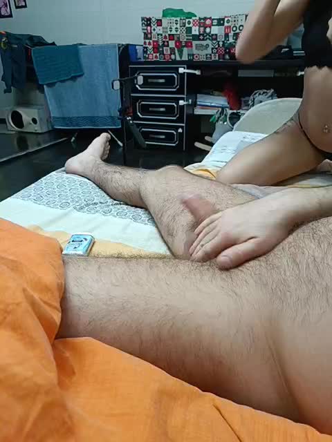 Alinaiadem2025 Adult Chat January 18, 2026