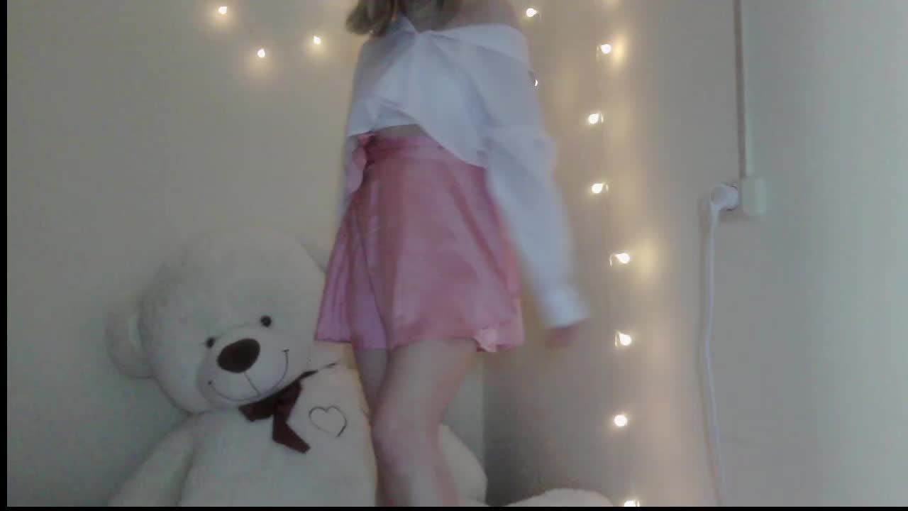 -Sweet-smile- Adult Chat January 18, 2026