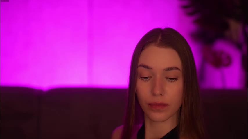 kira0541 Adult Chat January 18, 2026