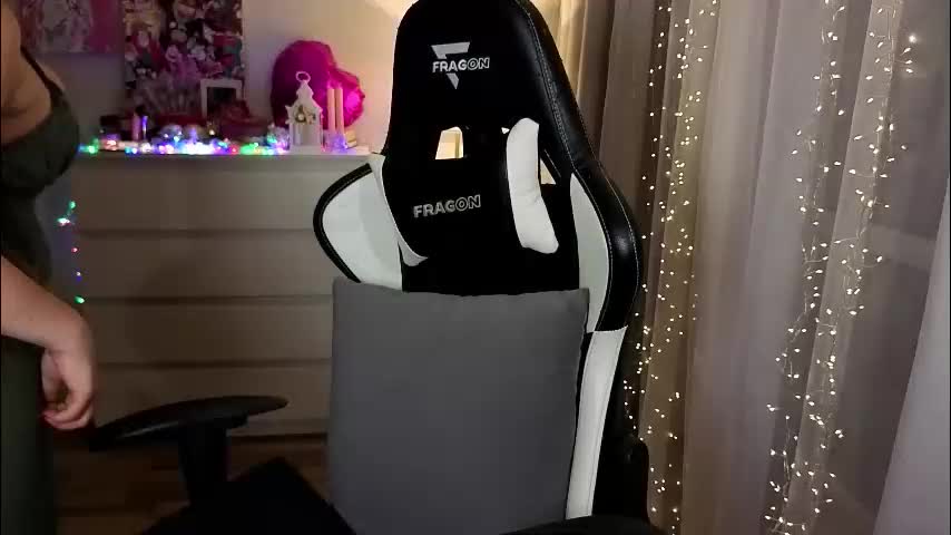 sexmoon11 Adult Chat January 18, 2026