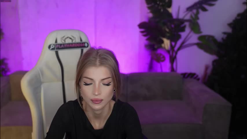 anabel054 Adult Chat January 18, 2026