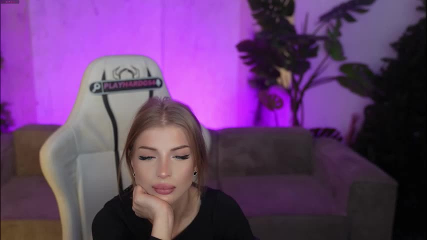 anabel054 Adult Chat January 18, 2026