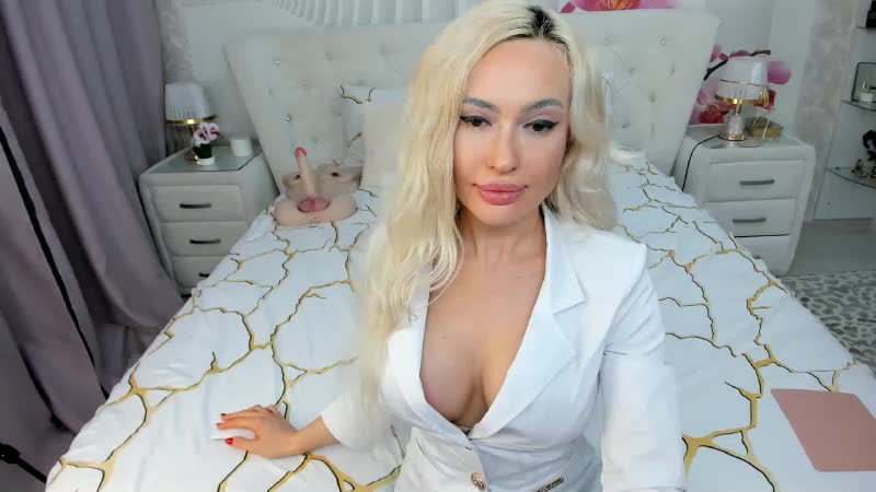 HottieSweetBritney Adult Chat January 18, 2026