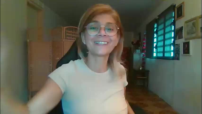 francelune Adult Chat January 18, 2026