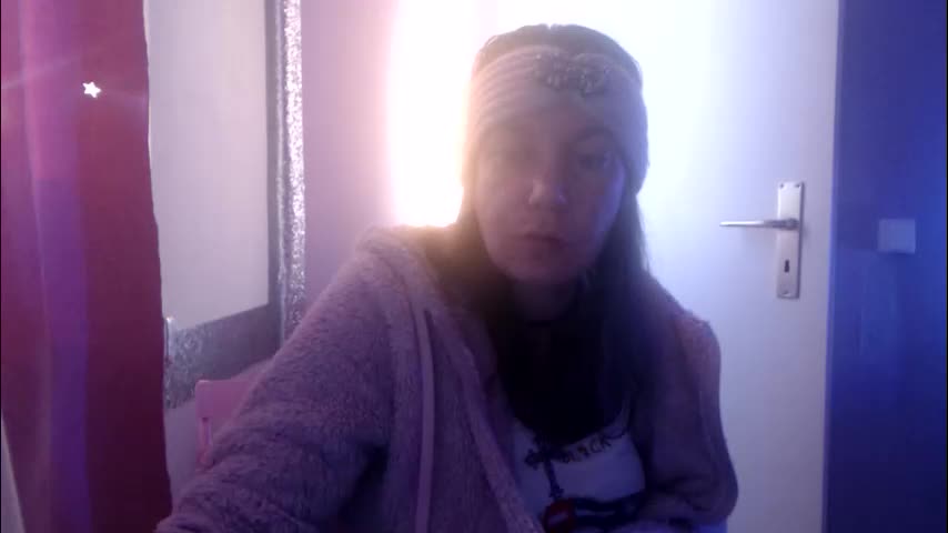 melli23 Adult Chat January 18, 2026