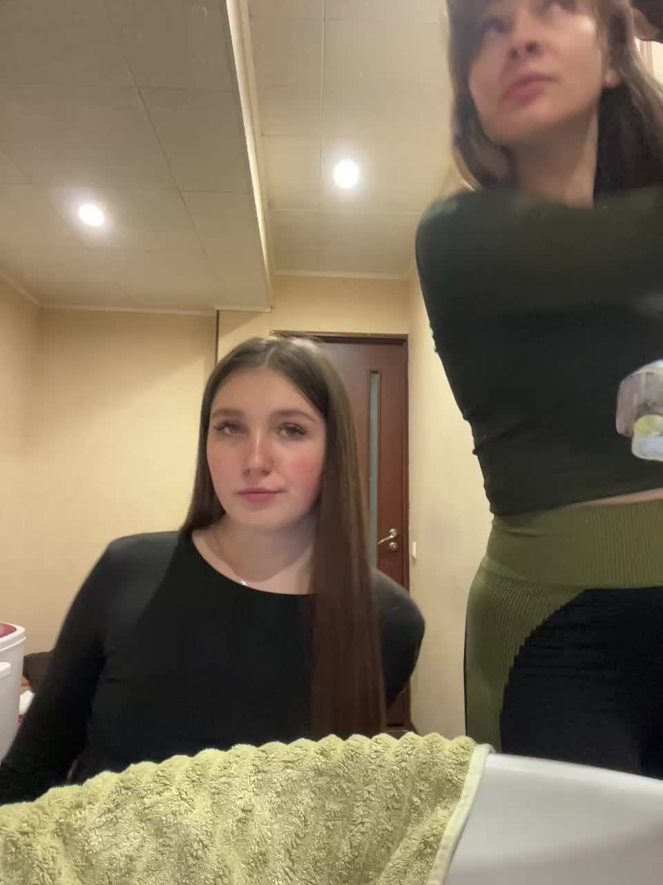 AHAHAC_HAXPEH_B_yHuTa3 Adult Chat January 18, 2026