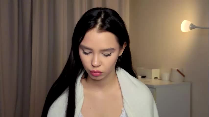 slyshypie Adult Chat January 18, 2026