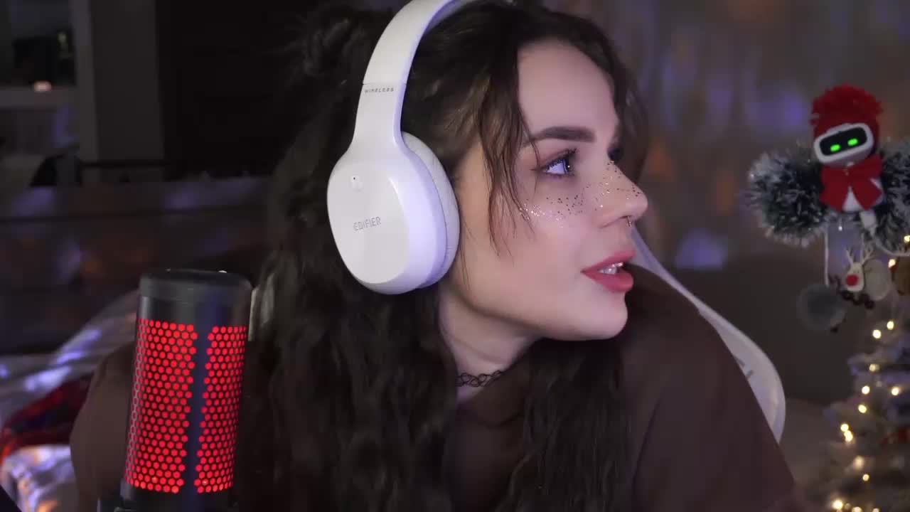 MiniNika Adult Chat January 18, 2026