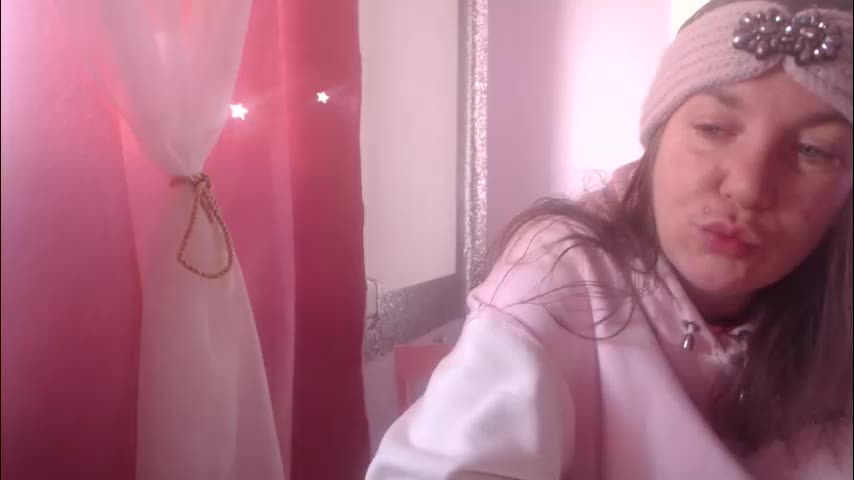 melli23 Adult Chat January 18, 2026