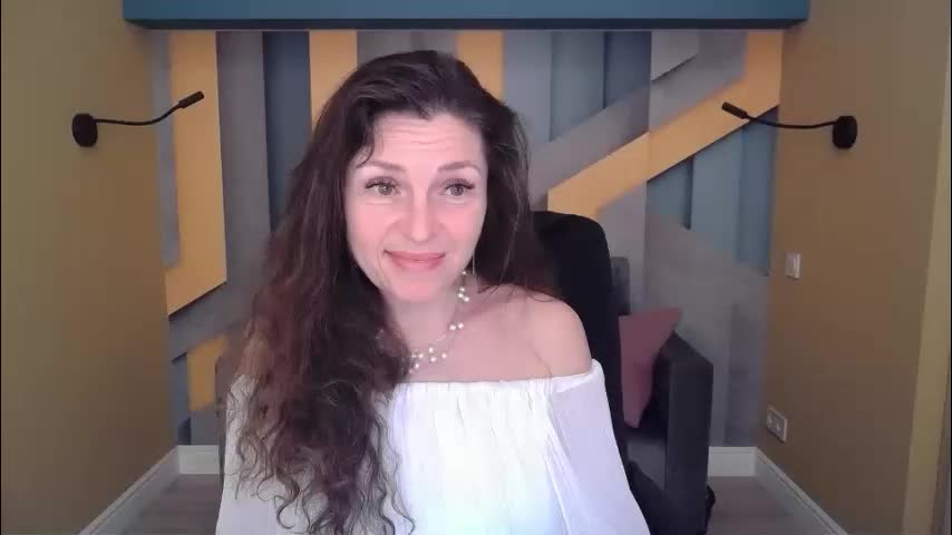 ellalongs Adult Chat January 18, 2026