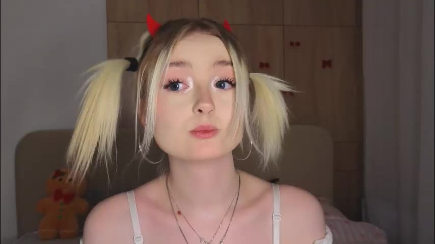 twinklefluff Adult Chat January 18, 2026