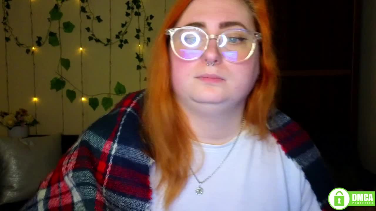 Aliciaredluv Adult Chat January 18, 2026