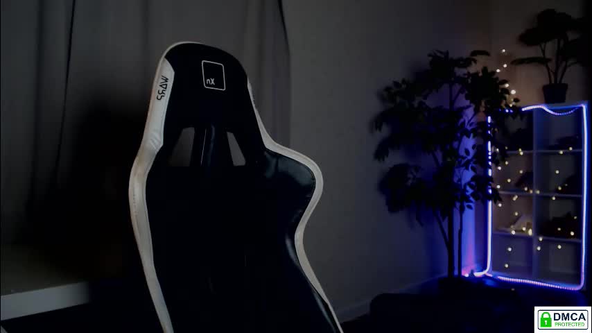 queensy_sins_x Adult Chat January 18, 2026