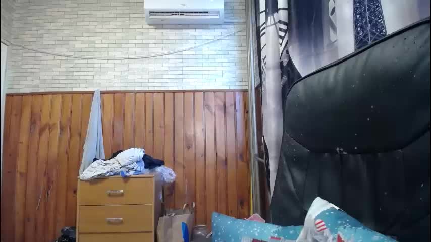 xxxnewlywedsxxx Adult Chat January 18, 2026