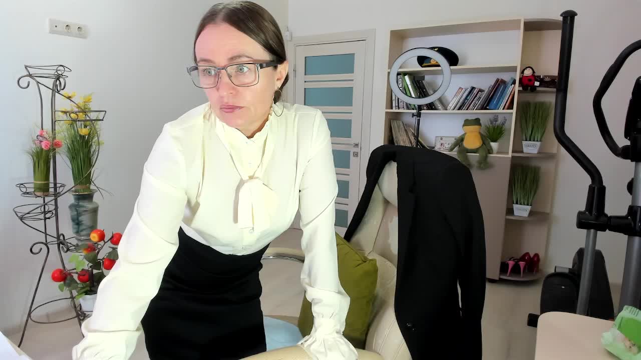 -Michelle- Adult Chat January 18, 2026