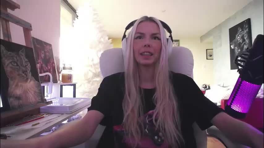 tinykylie Adult Chat January 18, 2026