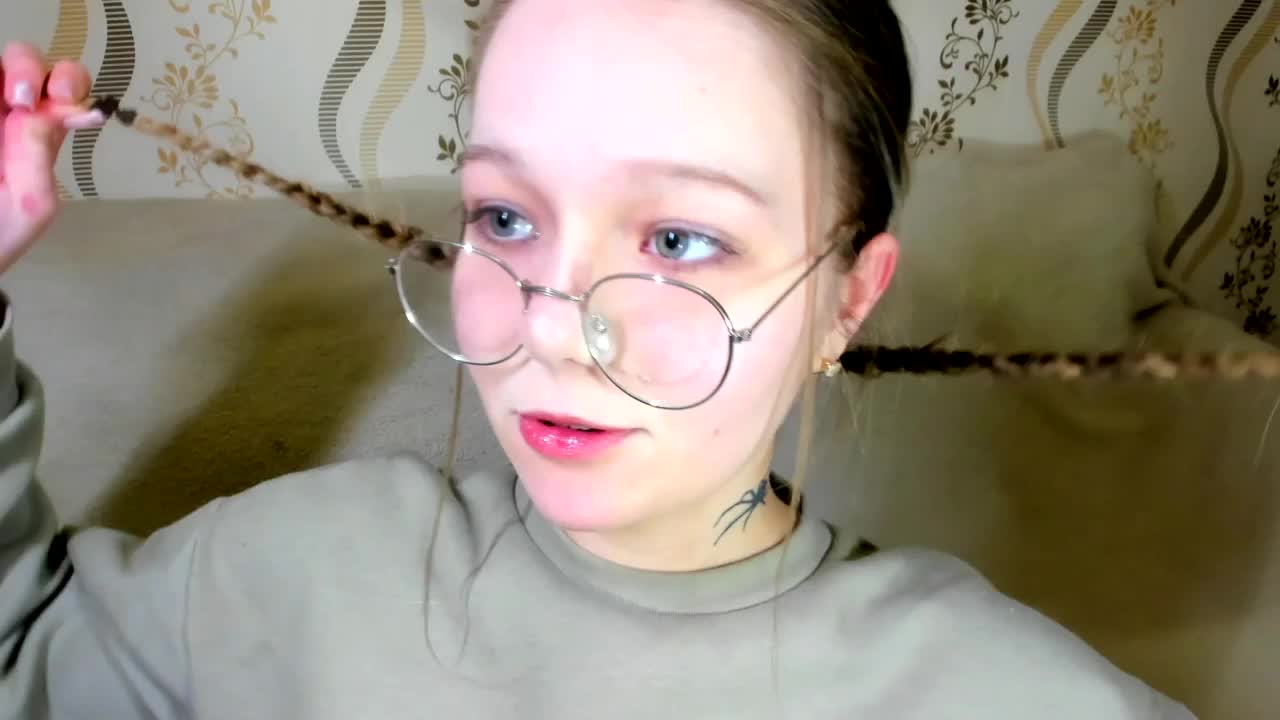 MelMooon Adult Chat January 19, 2026