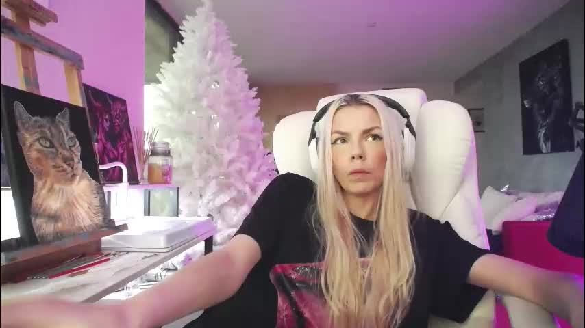 tinykylie Adult Chat January 19, 2026