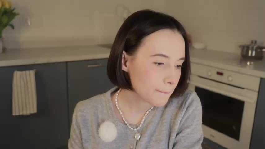 MissEssie Adult Chat January 19, 2026