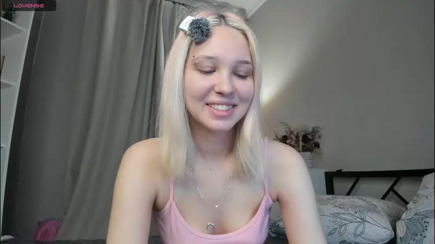 summer_lilac Adult Chat January 19, 2026