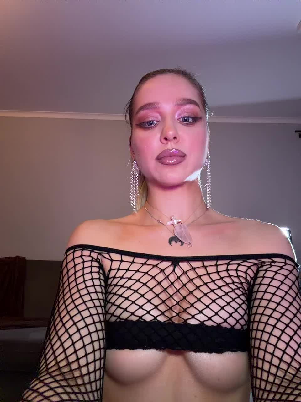 MistressX555 Adult Chat January 19, 2026