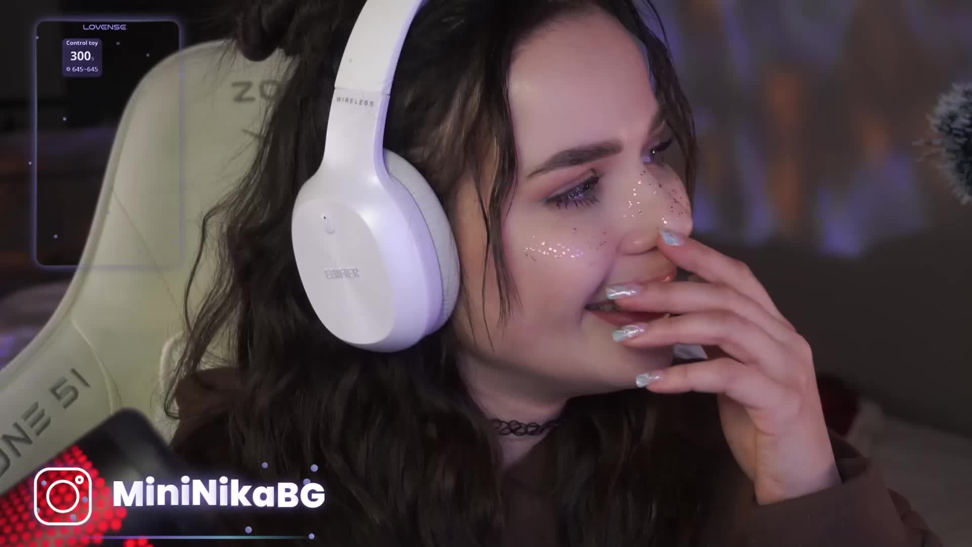 MiniNika Adult Chat January 19, 2026