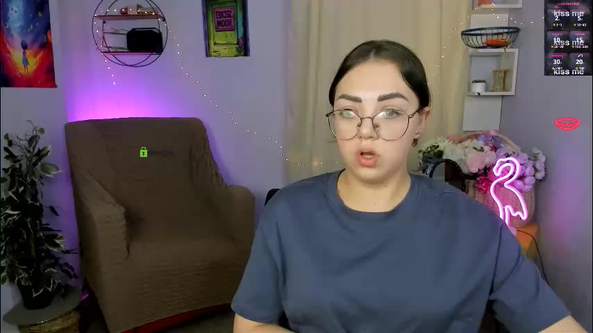 kiki_swan Adult Chat January 19, 2026