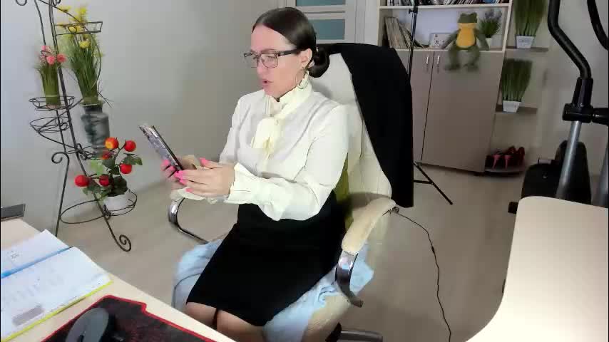 vika7333 Adult Chat January 19, 2026