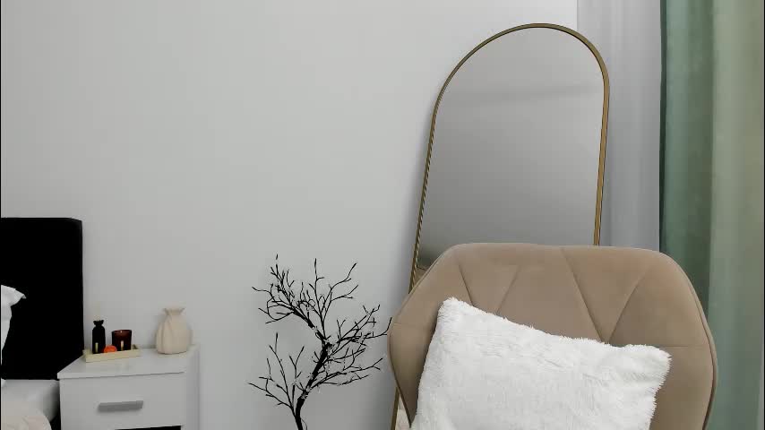 erikasweetie Adult Chat January 19, 2026