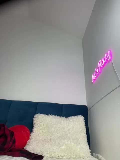 Mystique_Rose Adult Chat January 19, 2026