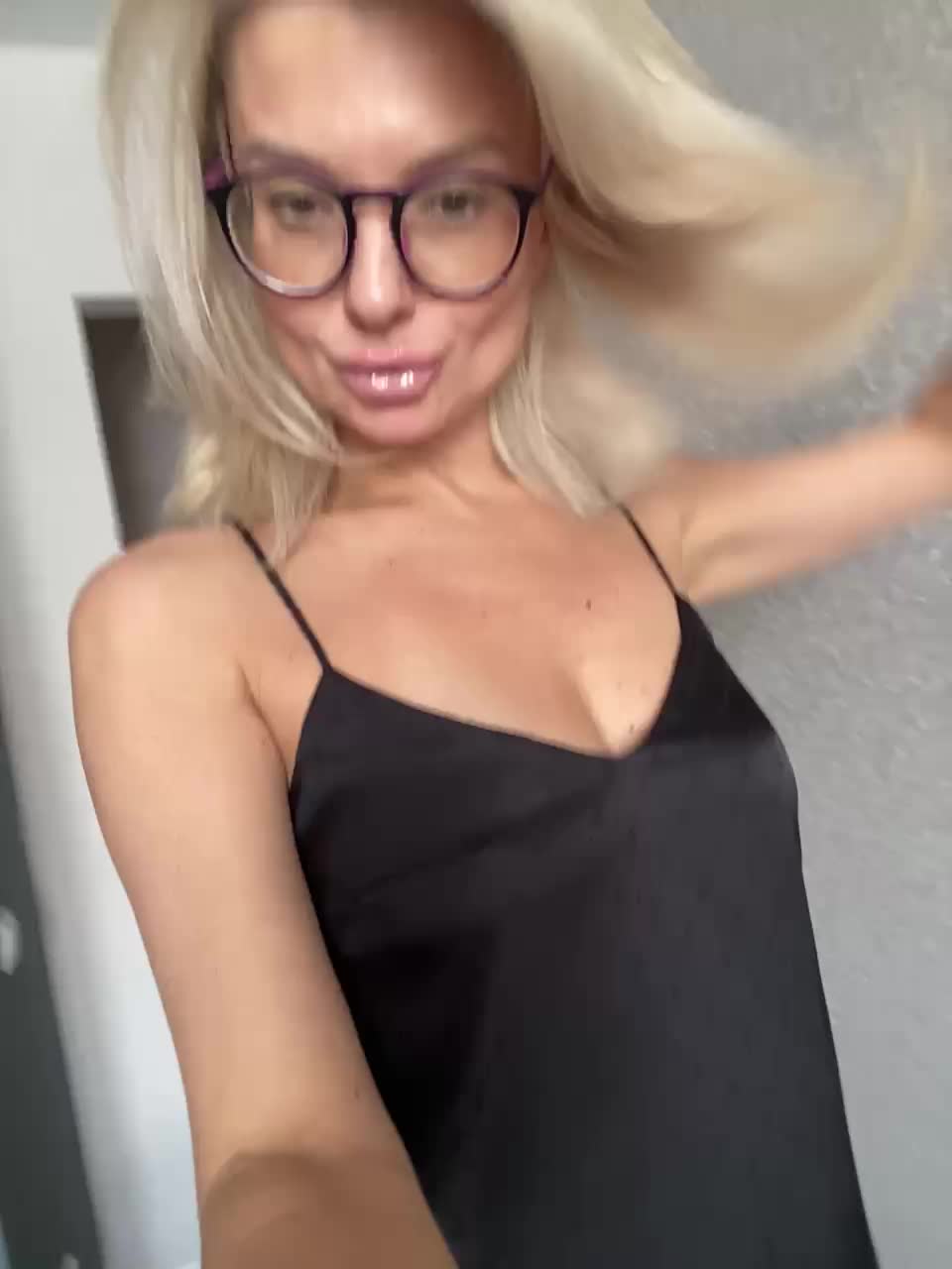 -Molly- Adult Chat January 20, 2026