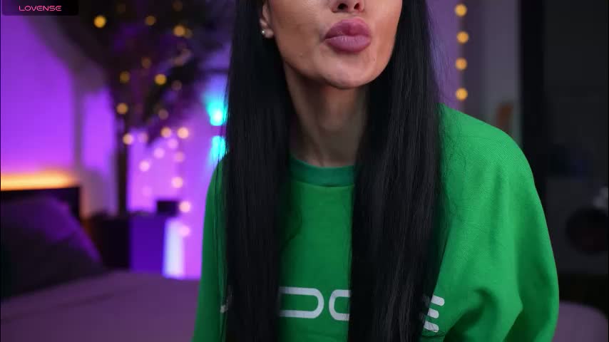 lorettelorenaa Adult Chat January 19, 2026