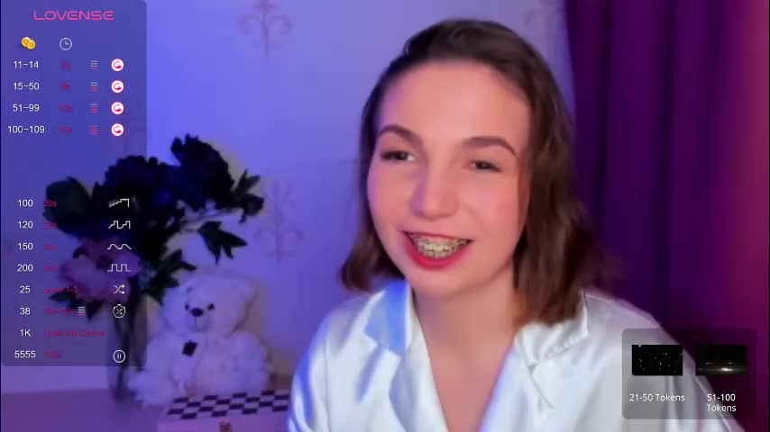 kindhazelhere_ Adult Chat January 20, 2026