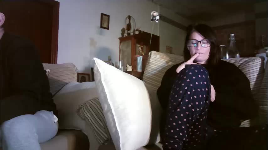 lolahueso Adult Chat January 20, 2026