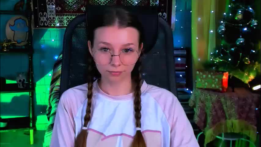 juliedaniel Adult Chat January 21, 2026