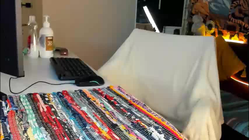 elektranoe Adult Chat January 21, 2026